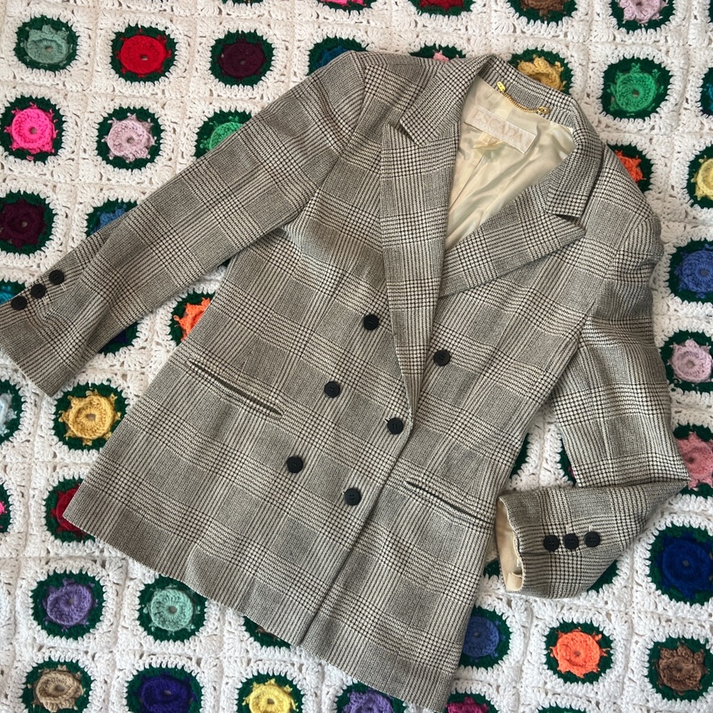 Rare Vintage 90’s Escada Blazer